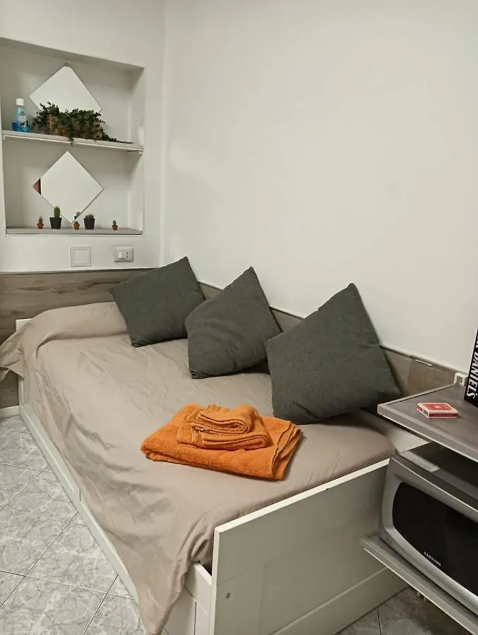 Le Due Sorelle In Fiera Bologna Guest house